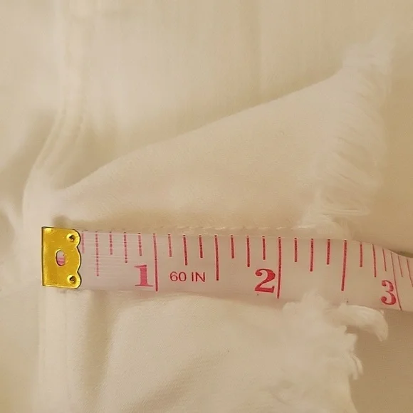 Victoria Secret High Rise, Distressed, White Denim Angel Wings Shorts Size 0 - Picture 11 of 12